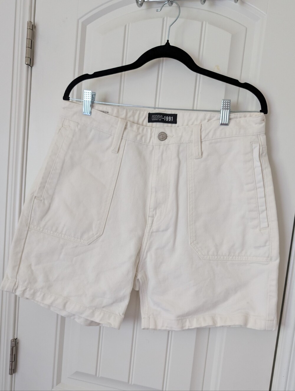 Mavi Cotton Women’s White Carpenter Style/ Utility Shorts 31